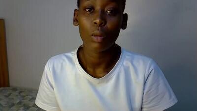 sexxyvee224 public webcam profile photo 3