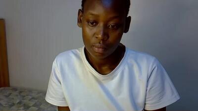 sexxyvee224 public webcam profile photo 4