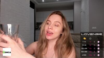 sexybarbi public webcam profile photo 4