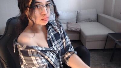 shacamgirl public webcam profile photo 2