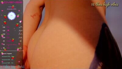 shailene_wood public webcam profile photo 10