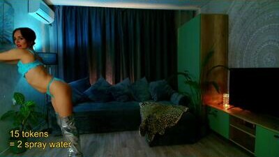 shanita_aura public webcam profile photo 9