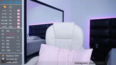 shanon_v public webcam profile photo 5