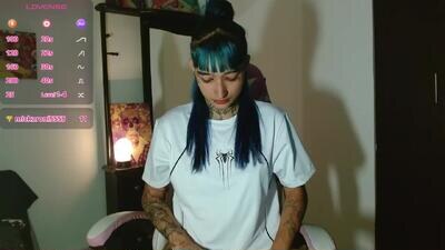 sharaross1 public webcam profile photo 2