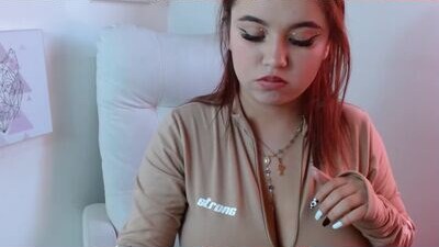 sharlottejones public webcam profile photo 5
