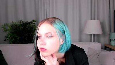 she_well public webcam profile photo 3