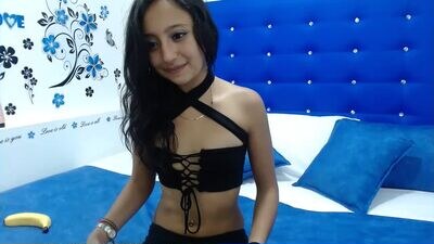 sheilly18 public webcam profile photo 2