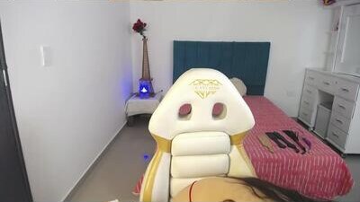 shenahot_ public webcam profile photo 5