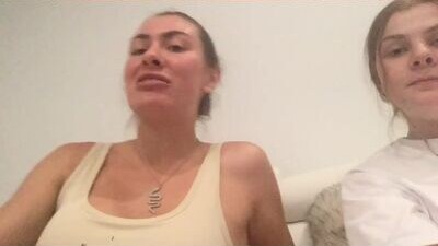 shetoowild public webcam profile photo 8