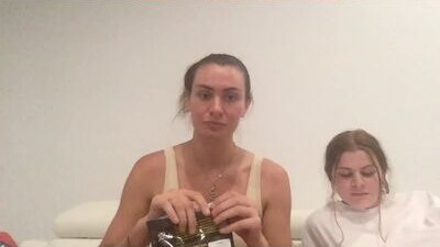 shetoowild public webcam profile photo 10