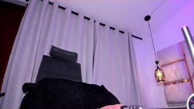 shine_vg public webcam profile photo 5