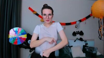 shineshyness public webcam profile photo 7