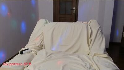shinobu_kochoo public webcam profile photo 8