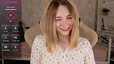 shy__polly public webcam profile photo 4
