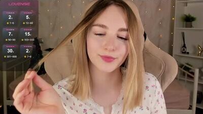 shy__polly public webcam profile photo 6