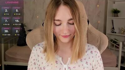 shy__polly public webcam profile photo 8