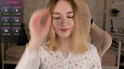 shy__polly public webcam profile photo 10