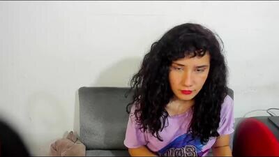 shy_girl_lily public webcam profile photo 2