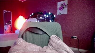shy_moony public webcam profile photo 10