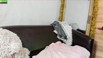 shydreamss public webcam profile photo 8