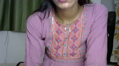 shygirl_aarushi public webcam profile photo 9