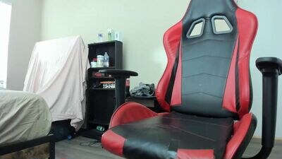 shyguy42o public webcam profile photo 4