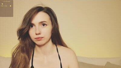 shypeachmaru public webcam profile photo 10