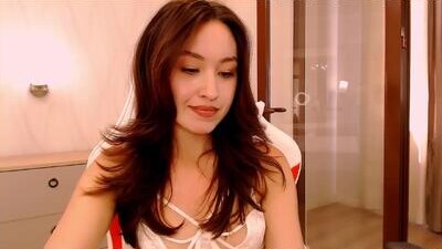 silk_ann public webcam profile photo 8