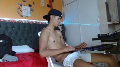 silva1004 public webcam profile photo 4