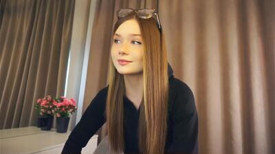 silviadagley public webcam profile photo 3