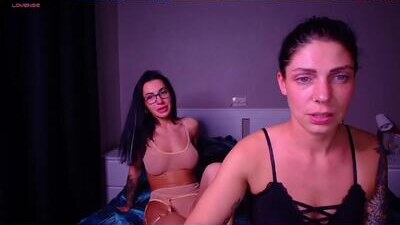 simona_moonshine public webcam profile photo 10