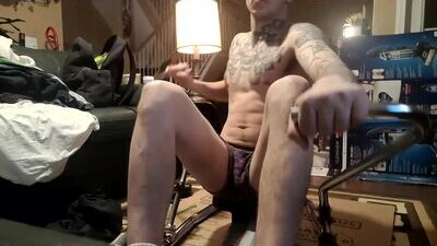 skateboardskate public webcam profile photo 9