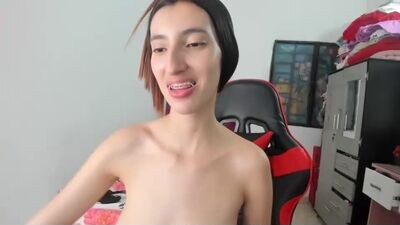 skinny2022 public webcam profile photo 4
