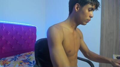 skinny_sam23