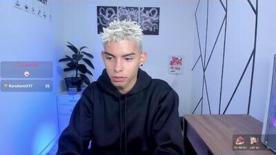 sky_jules public webcam profile photo 5