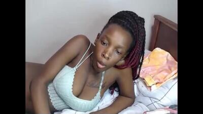 sky_zara public webcam profile photo 2