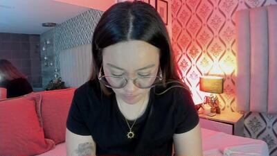 skyjunne public webcam profile photo 2