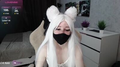 skyvina public webcam profile photo 2