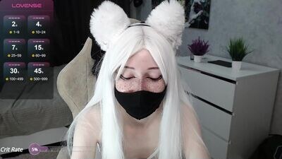 skyvina public webcam profile photo 3