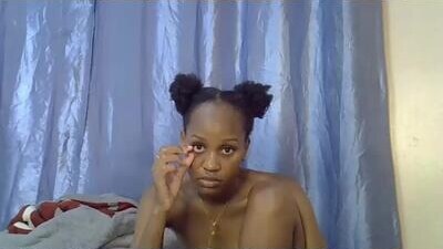slim_alicia public webcam profile photo 5