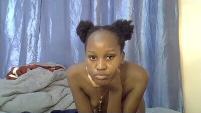 slim_alicia public webcam profile photo 10