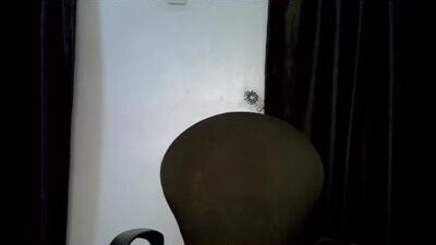 slim_petitqueen public webcam profile photo 8