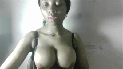 slimslutty_joicee public webcam profile photo 7