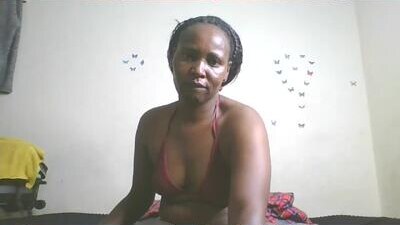 sly_mama public webcam profile photo 8
