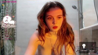 small_blondee public webcam profile photo 10