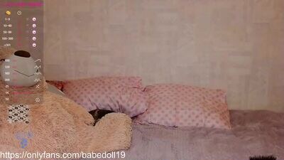 small_milky_mousu_18 public webcam profile photo 3