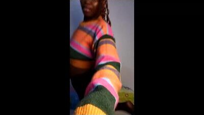 snow_ella public webcam profile photo 10
