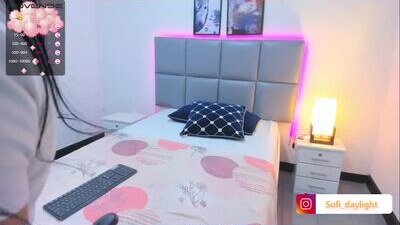 sofi_daylight public webcam profile photo 6
