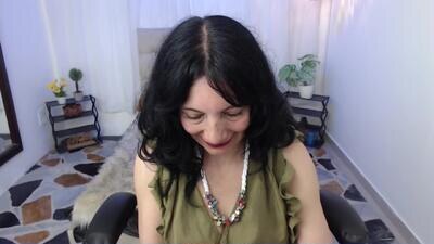 sofia_granny public webcam profile photo 2