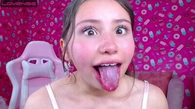 sofia_sweet_a public webcam profile photo 5
